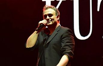 Kutsi, Manisalılara unutulmaz bir gece yaşattı