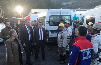 Barolar Birliği mağdurlara destek için Amasra'ya vardı
