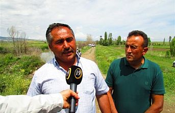 Tarlasında çalışırken silahla vurulan muhtar öldü