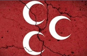 MHP'de peşi sıra  gelen istifa depremi: 11 isim aniden görevi bıraktı!