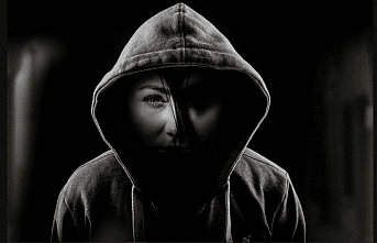 Stalking mağduriyeti kişinin hayatını etkiliyor