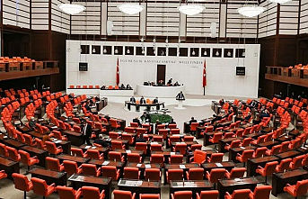 Emeklilikte Yaşa Takılanlara ilişkin kanun teklifi TBMM Genel Kurulu'nda kabul edildi