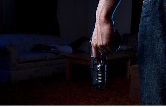 Kadına şiddet  gösteren erkekler hasta mı?