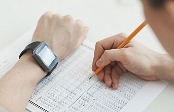 Aileler ve öğrenciler dikkat!  Bursluluk sınavı başvuruları için son tarih belli oldu