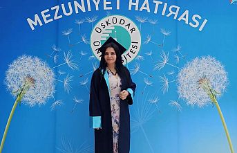 42 yaşında çocukluk hayalini gerçekleştirdi! Üsküdar Üniversitesinde 3 program bitirdi