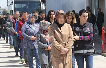 FETÖ Operasyonlarında 212 Kişi Tutuklandı