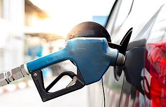 Benzinin litre fiyatına beklenen zam geliyor