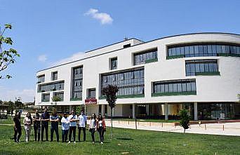 Eğitim burslarından en çok faydalanan üniversite seçildi