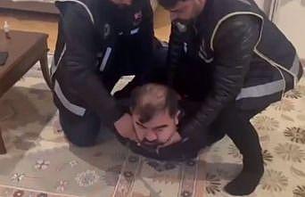 Interpol'ün aradığı 42 kişi Türkiye'de 'Kafes'lendi!