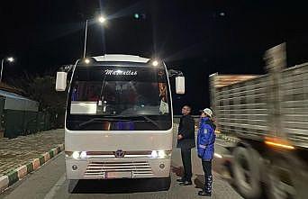 Manisa'da korsan taşımacılığa yakın takip!