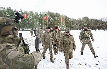 Orgeneral Bayraktaroğlu Bolu 2. Komando Tugayı'nda
