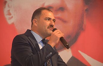 Cumhur ittifakı'nın Demirci Belediye Başkan adayı Kara, halkın huzuruna çıktı