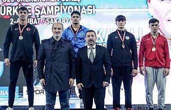 Manisa BBSK güreş takımından 2 madalyalı başlangıç   