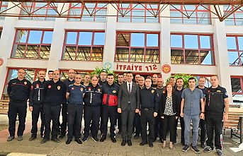 Başkan Ferdi Zeyrek, Bayramda Görev Yapacak Büyükşehir Çalışanlarıyla Bayramlaştı