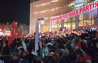 Ben TRT'nin yalancısıyım, birinci parti olduk