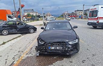 Trafik kazası: 3 yaralı!