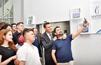 Manisa'da Başkan Zeyrek Teknofest gençliğiyle buluştu
