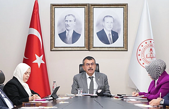 Bakan Tekin eğitim ateşeleriyle görüştü