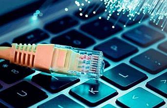 Günde ortalama 7 saat internetteyiz... Nüfusumuzun yüzde 94'ü mobil