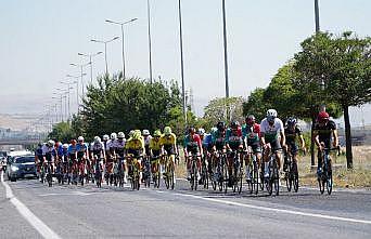 Pedallar uluslararası puanlar için çevrildi
