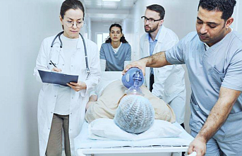 Halkın Nitelikli Sağlık Hizmetlerine Ulaşımı Olumsuz Etkilendi