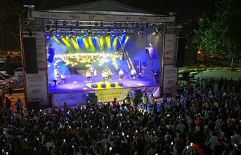 Mustafa Keser’den Ağustos Fuarı’nda büyüleyici performans