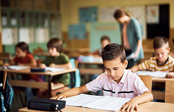 Okullar Ne zaman açılacak? Kayıt Parası ücreti Alınacak mı? Yeni Maarif Modeli Eğitim Programı hangi sınıflarda uygulanacak?