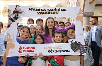 BAŞKAN DURBAY ÖĞRENCİLERLE BİR ARADAYDI
