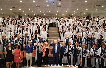 Egeli genç sağlıkçıların beyaz önlük heyecanı