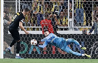 Fenerbahçe UEFA Avrupa'ya galibiyetle başladı