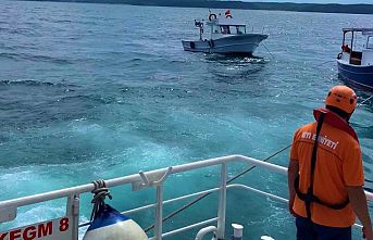 Türkeli Feneri açıklarında makine arızası yaptı