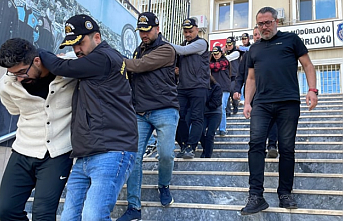700 Bin dolarlık sınavsız üniversite vurguncularına darbe