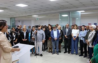 Depremi unutmuyor, unutturmuyoruz