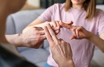 İşaret dili iletişimde engelleri kaldırıyor