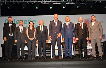 İzmir'i 'İnşa Edenler' Bir Araya Geldi