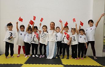 ŞEHZADELERİN MİNİK SPORCULARI CUMHURİYET BAYRAMI COŞKUSU YAŞADI