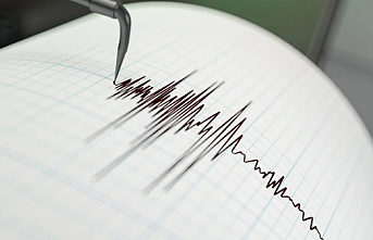 SON DAKİKA! Deprem paniğe yol açtı!