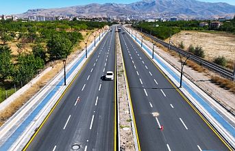 Trafik güvenliği için 870 bin metre yol çizgi çalışması yapıldı