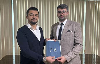 Anahtar Parti Akhisar İlçe Başkanı Avukat Mustafa Girgin Göreve Başladı