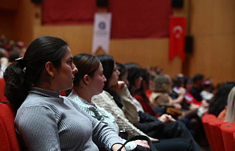 Antalya Büyükşehir'den kadına şiddete karşı eğitim haftası
