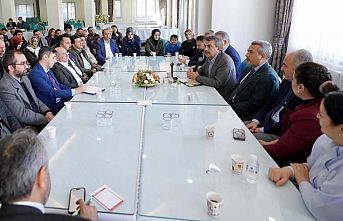 Bakan Tekin Rize'de meslektaşlarıyla buluştu