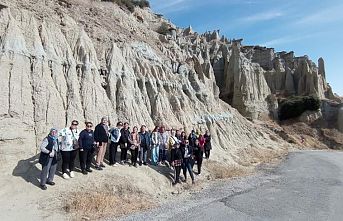 Büyükşehir’den İşitme Engelli Vatandaşlara Kula Gezisi