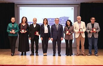 DEÜ'den öğretmenlere özel kutlama
