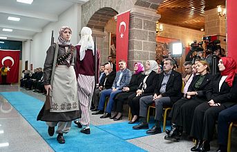 Erzurum'da 'Payidar' defile!