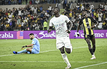 Fenerbahçe Mane transferini riske etmedi