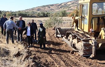 Kula'nın Hayvan Sulama Göletlerine Bakım Çalışması