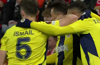 Prag'da buz gibi havayı Fener ısıttı 1-2