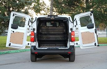 Scudo yeni gövde tipi ve motor seçeneği ile satışa sunuldu