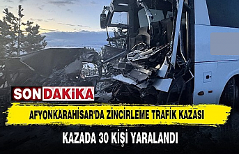 Zincirleme Trafik Kazası! 30 kişi yaralı