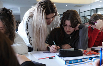 Akademi Lise öğrencileri TYT için kampa girdi
